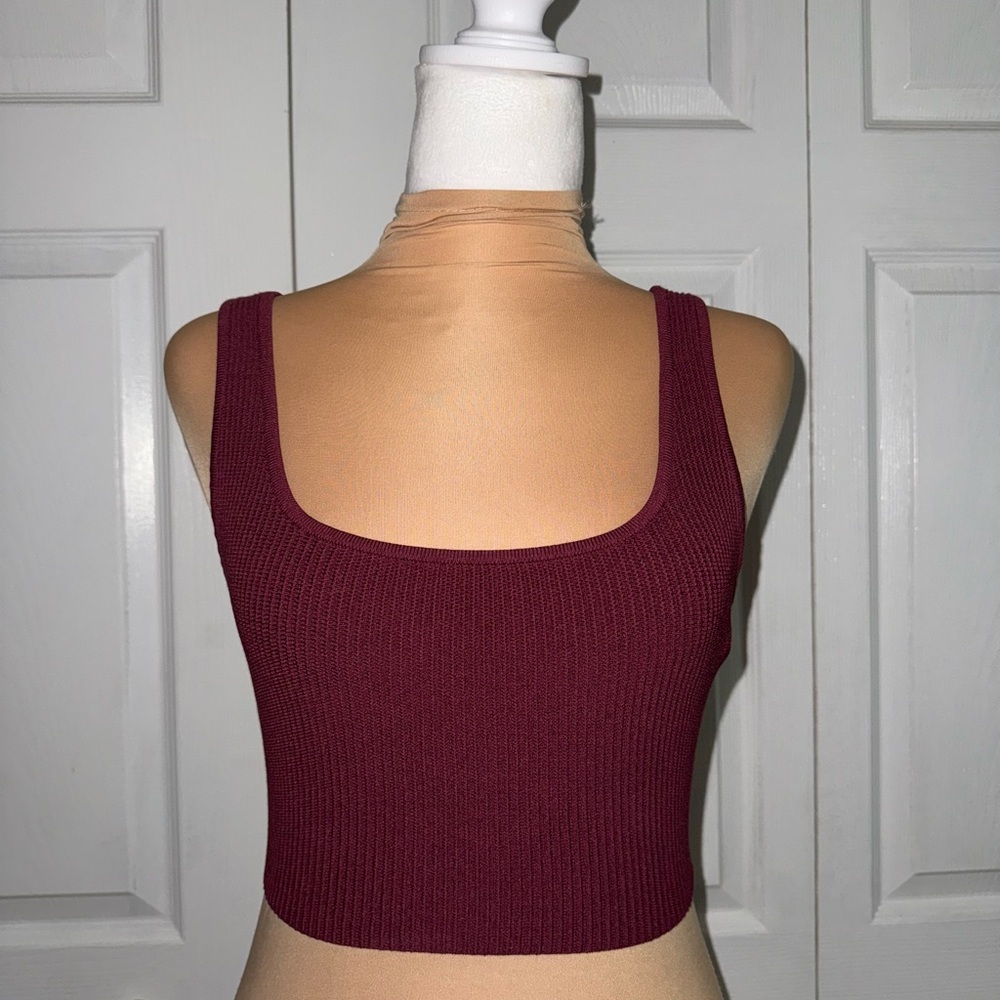 Babaton Tank‎ Top Burgandy Color Size XS